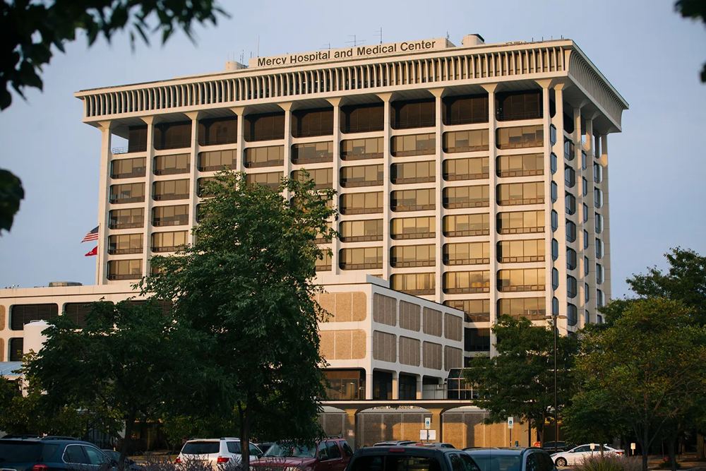 Mercy Hospital and Medical Center building with its name across the roof